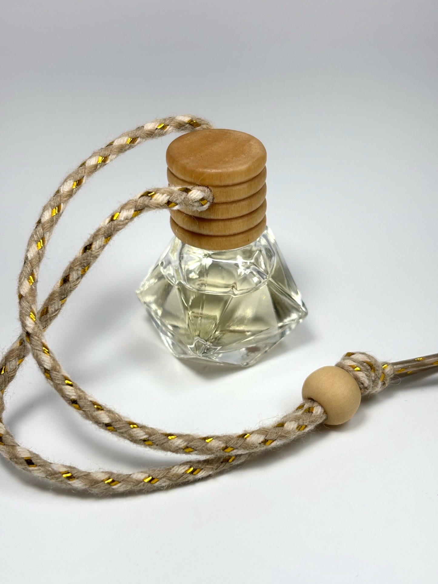Diffuseur de parfum pour voiture – Élégance Naturelle