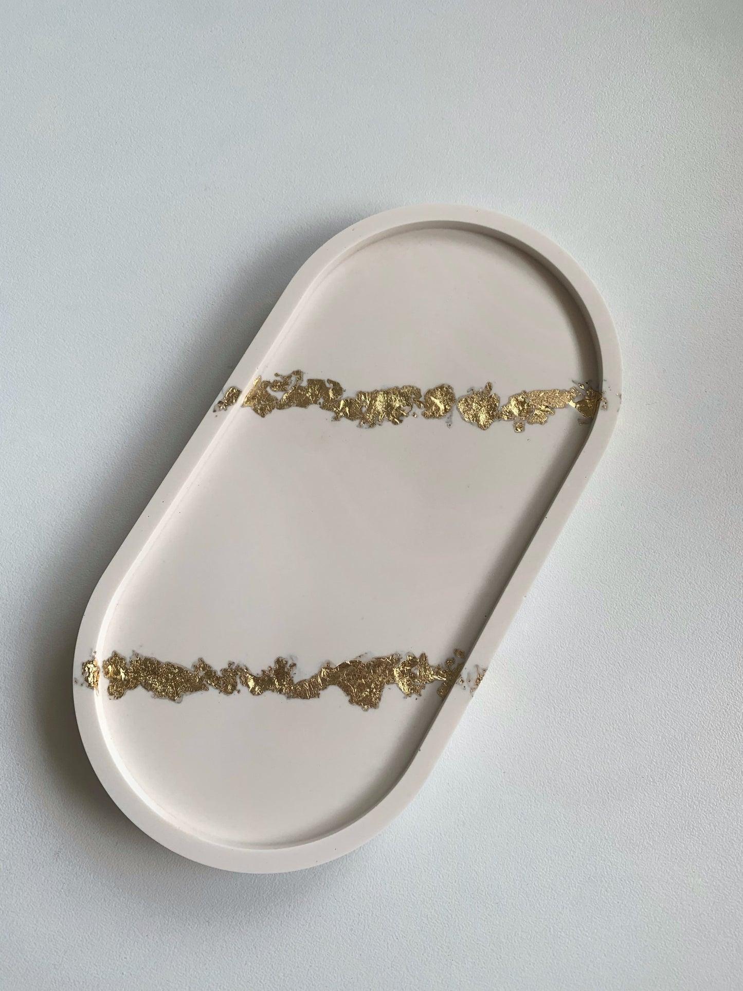 Plateau nuage en Jesmonite – 22x14 cm –