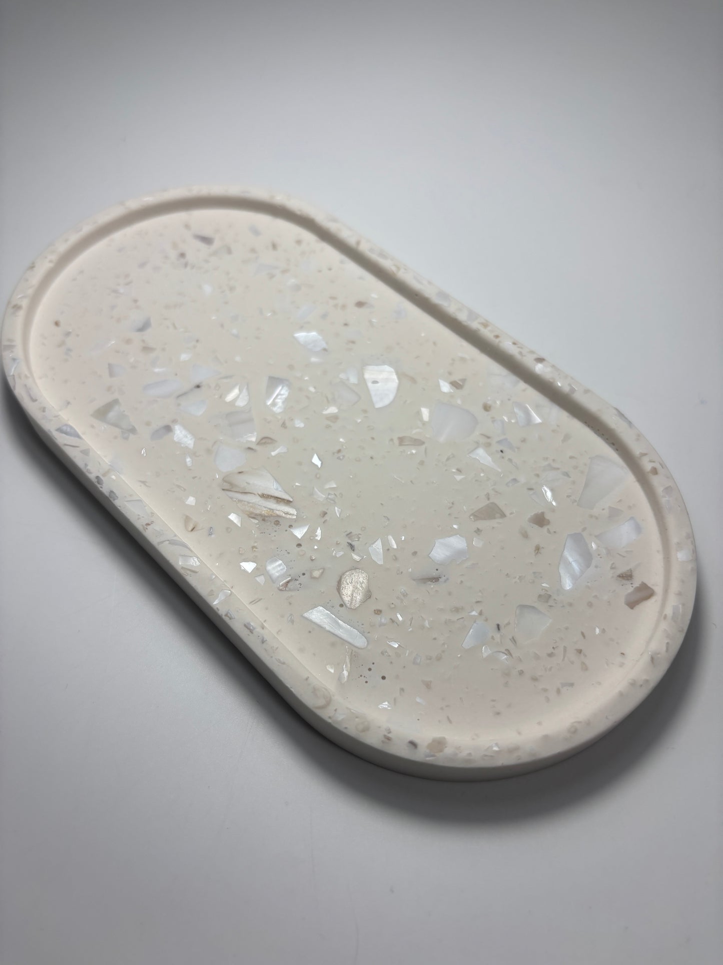 Plateau ovale S nacre -40%