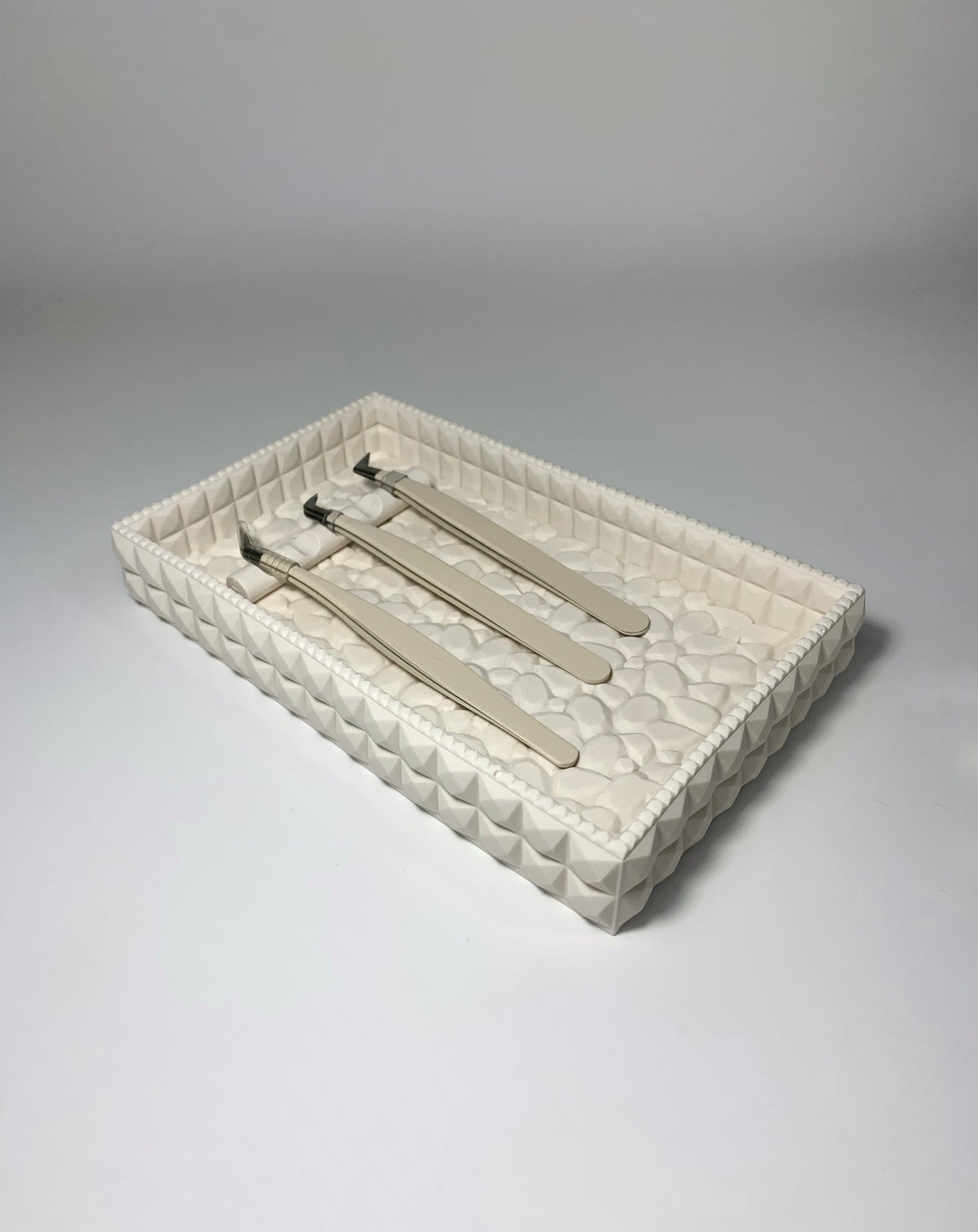 Plateau rectangulaire « pebble grid »