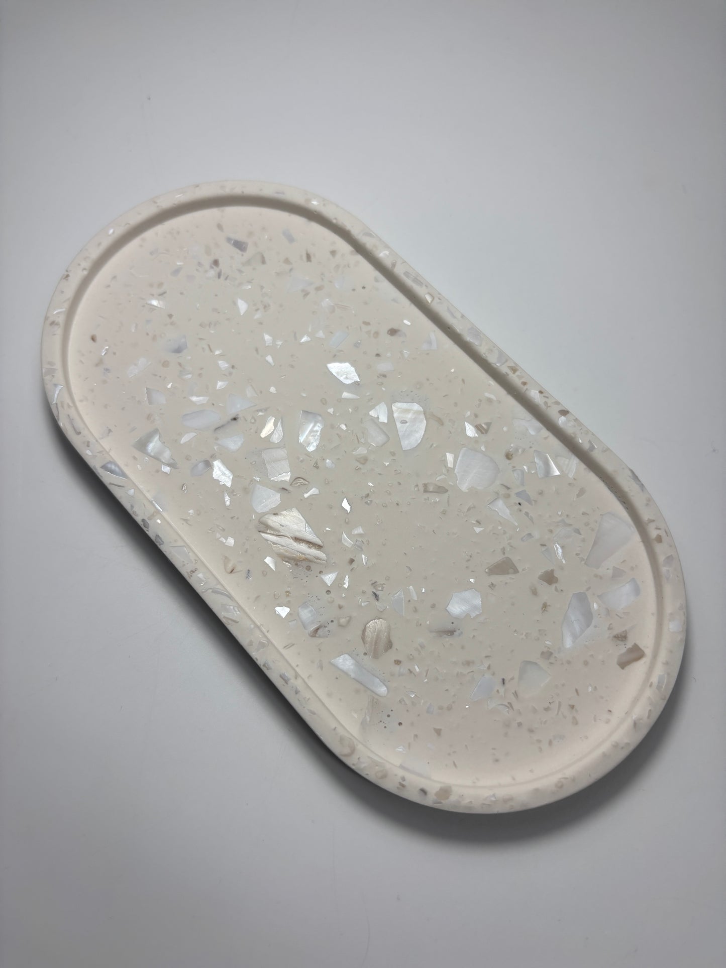 Plateau ovale S nacre -40%