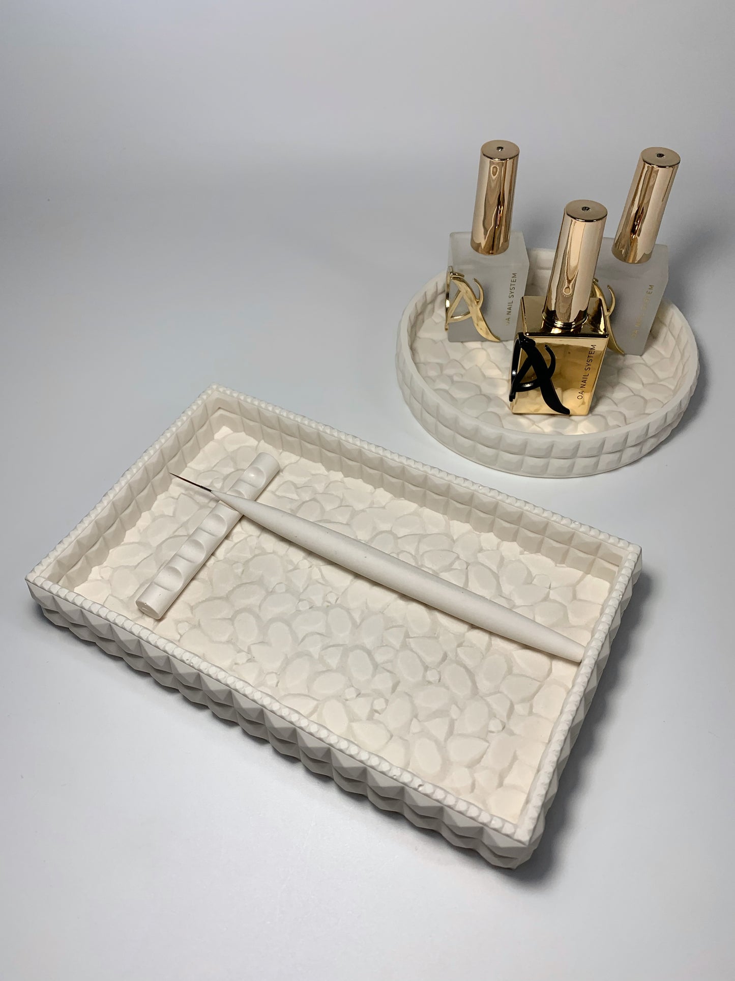 Plateau rectangulaire « pebble grid »